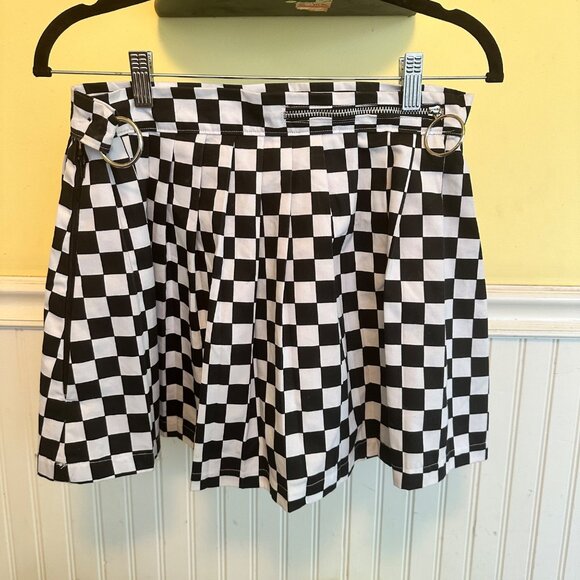 LTT black white check pattern pleated mini skirt hardware punk goth sz 10 - Picture 1 of 7